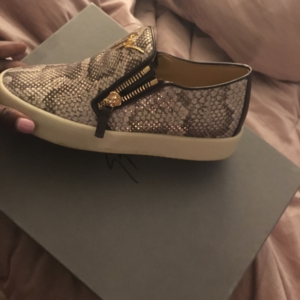 Giuseppe’s - Picture 3 of 5